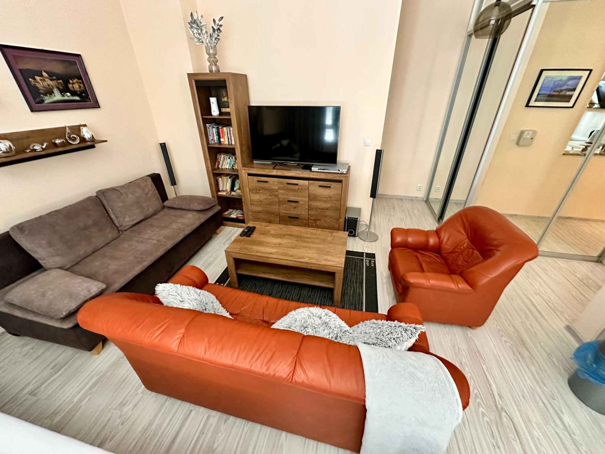Princess Main Square Apartment Попрад Экстерьер фото
